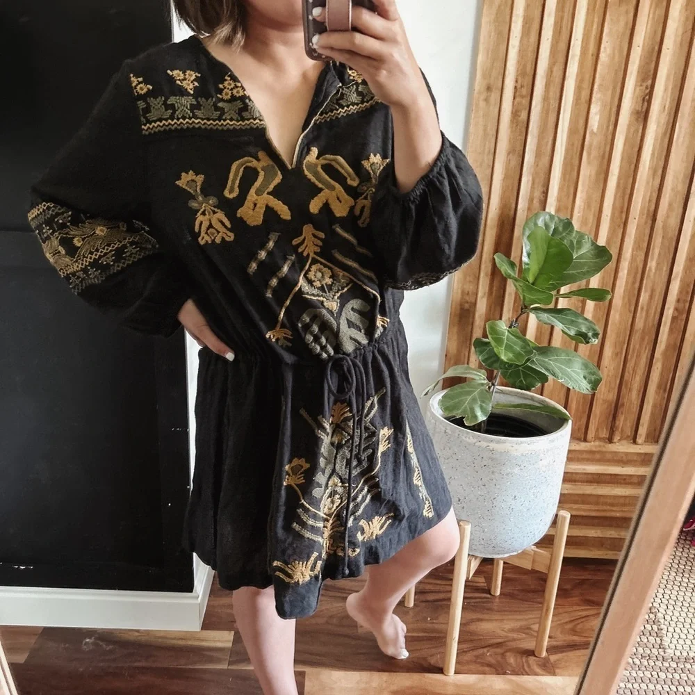 Free people anouk Embroidered Dress. Size S